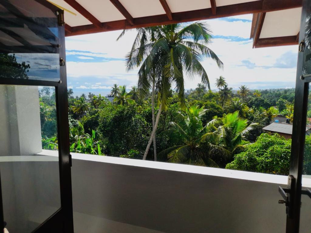 Mount House Hotel Apartment Dikwella Ngoại thất bức ảnh