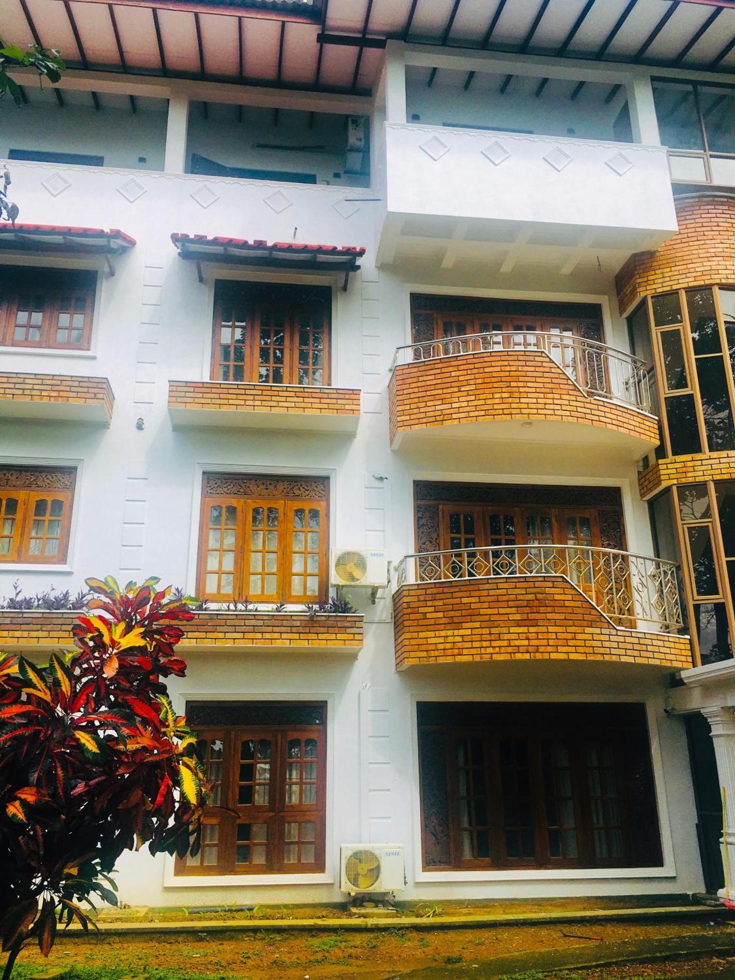 Mount House Hotel Apartment Dikwella Ngoại thất bức ảnh